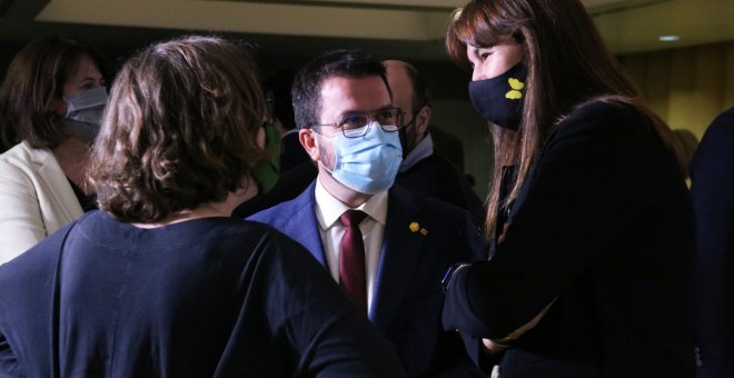 L'acord entre ERC i Junts: Govern a parts iguals, aval a la taula de diàleg i coordinació a Madrid