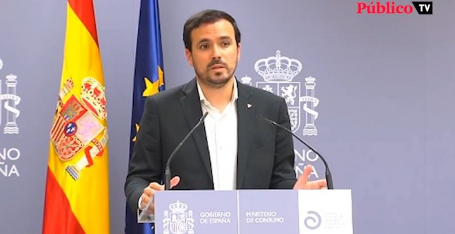 Alberto Garzón asegura que el Gobierno y la CNMC están haciendo "un ejercicio de pedagogía" sobre la nueva factura de la luz