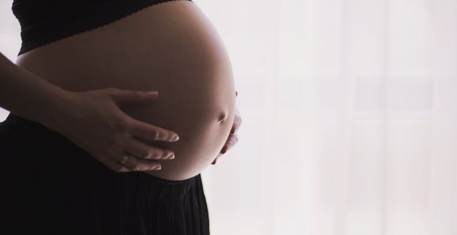 El Congreso insta al Gobierno a ampliar las prestaciones a padres y madres en caso de muerte perinatal o gestacional