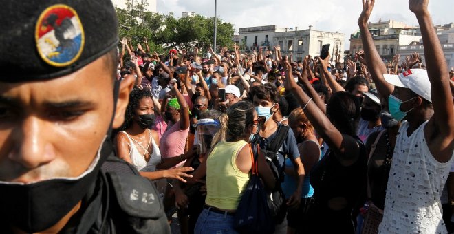 El presidente de Cuba: "La orden de combate está dada, a la calle los revolucionarios"
