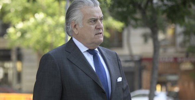 Bárcenas implica a los ministros de Fomento y Medio Ambiente del PP en las donaciones de la 'caja b'