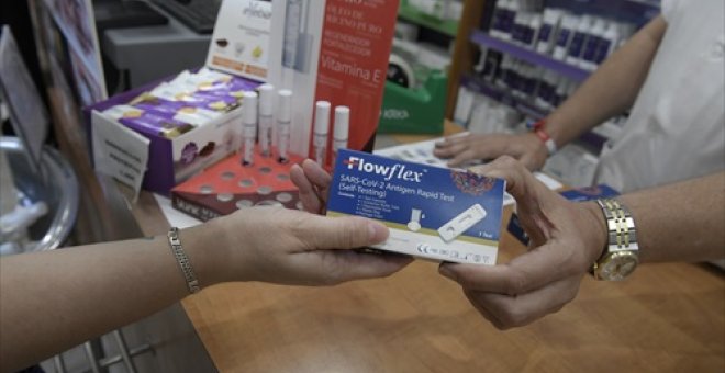 Coronavirus en España y en Europa, últimas noticias, en directo | Sanidad constata la rápida sustitución de la variante delta por la ómicron