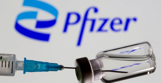 Pfizer y Moderna suben el precio de sus vacunas anticovid en los nuevos contratos con la Unión Europea