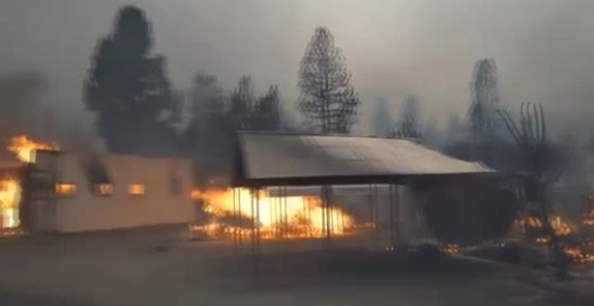 Dixie es ya el tercer incendio más grande de California