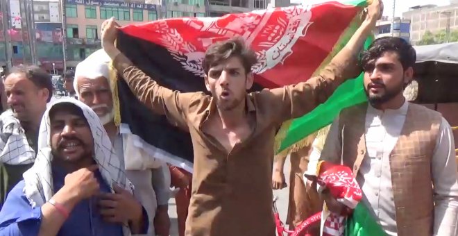 Los talibanes reconocen la muerte de 12 personas en Kabul y matan a tres civiles en Jalalabad durante una protesta