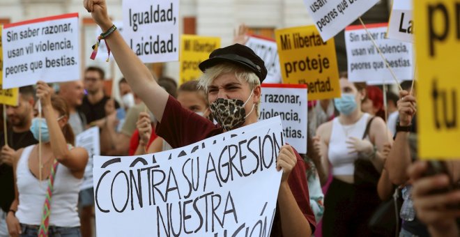 Podemos e IU cargan contra "el silencio" del PP y "el cinismo" de Vox por la manifestación homófoba