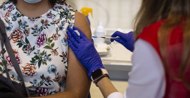 El 74,6% de la población ya ha recibido la pauta completa de vacunación contra la covid-19
