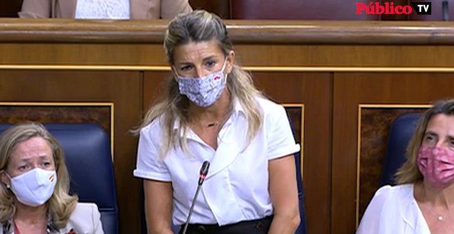 Yolanda Díaz : "Si alguien ha gravado la factura de la luz con impuestos llegando a gravar hasta el sol ha sido el PP"