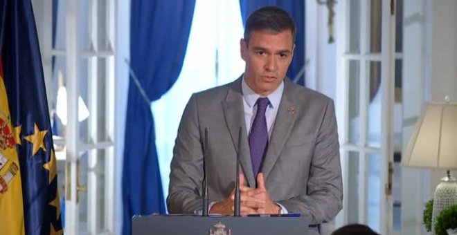 Sánchez reitera el "máximo compromiso" del Gobierno con la tareas de "emergencia y reconstrucción" de La Palma