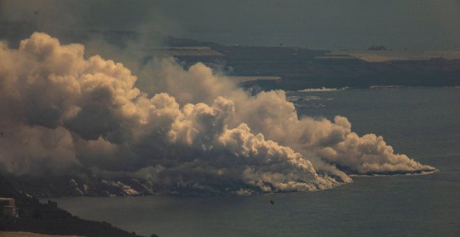 Esta es la razón del fuerte olor a azufre en La Palma y sus riesgos