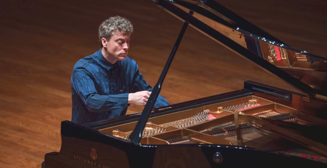 Paul Lewis il·lumina Beethoven