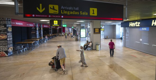 Vuelven a permitir a los acompañantes entrar a las terminales de los aeropuertos españoles