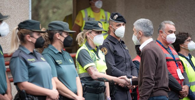 Marlaska avanza que desde el martes podrán solicitar ayudas online los afectados por el volcán de La Palma