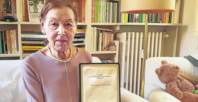 La escritora de origen judío Edith Bruck rechaza el premio de la ciudad de Anzio porque el Ayuntamiento sigue honrando a Mussolini