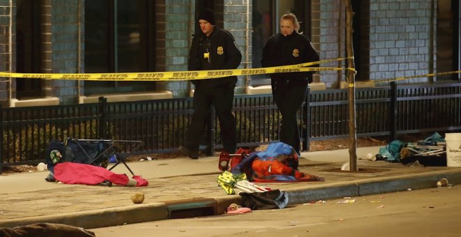 Al menos cinco muertos y 40 heridos por un atropello masivo durante un desfile en Wisconsin