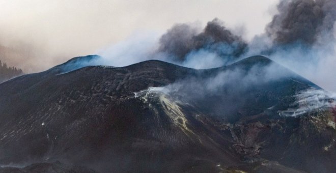 Las grietas del volcán de La Palma podrían provocar desprendimientos en el interior