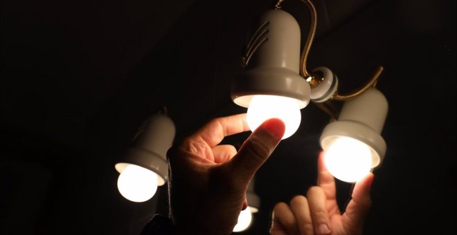 El precio de la luz en Nochevieja será el más barato desde el 31 de enero de 2021 con 1,82 euros el megavatio hora