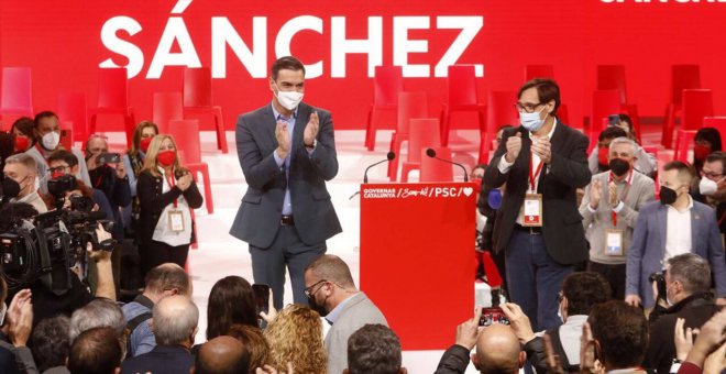 Sánchez cierra el congreso del PSC de Illa con una intensa reivindicación de la socialdemocracia frente a las crisis y los conflictos