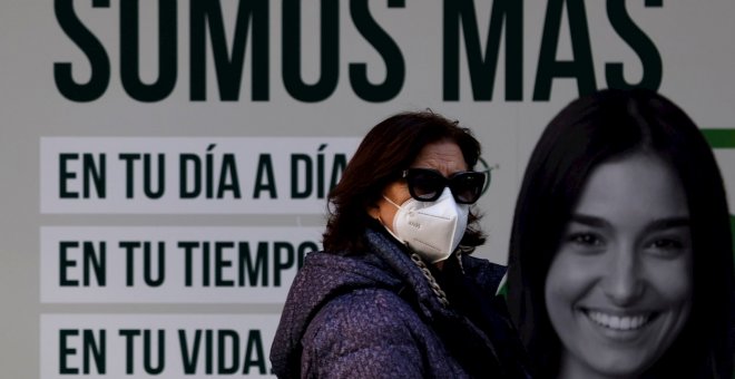 La mascarilla vuelve a ser obligatoria en los exteriores: así debes usarla