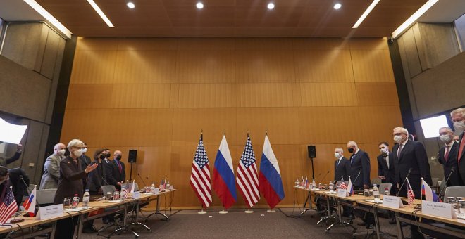 Las tensiones por Ucrania impiden acercar posturas entre EEUU y Rusia en Ginebra