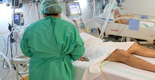 Estabilidad en nuevos casos y las hospitalizaciones por covid, pero se siguen sumando fallecidos