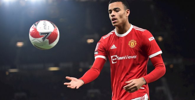 Detienen al jugador del Manchester United Greenwood, sospechoso de violar y agredir a su expareja