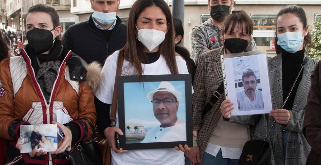 Miles de personas apoyan en Marín a los familiares del Villa de Pitanxo, dispuestos a "continuar luchando"