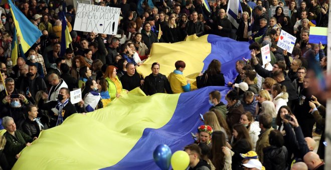 El Gobierno israelí mantiene la equidistancia en la guerra de Ucrania mientras sus ciudadanos se alinean con Kiev