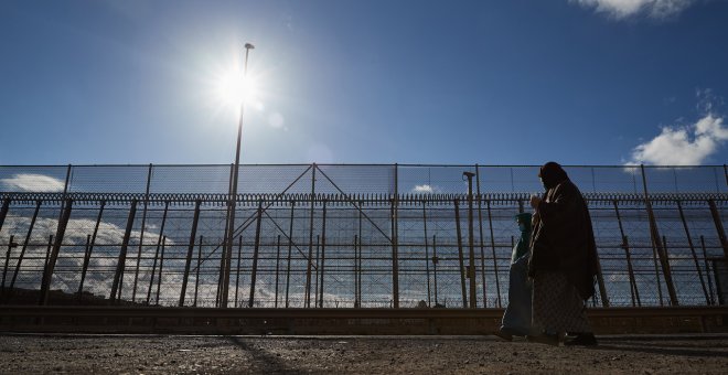 La Policía impide un nuevo intento de saltar la valla de Melilla de 1.000 migrantes