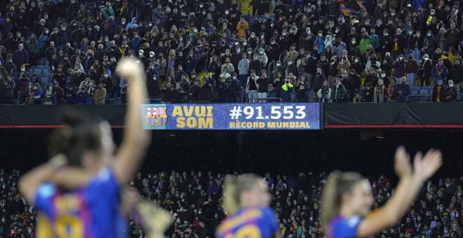 El Barça-Madrid bate el récord mundial de asistencia de público en un partido de fútbol femenino