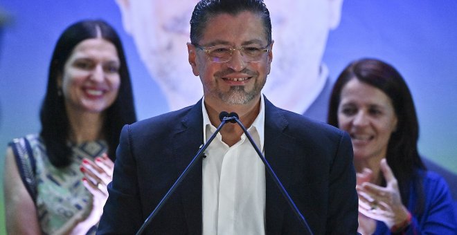Rodrigo Chaves, elegido nuevo presidente de Costa Rica pese a su escándalo por acoso sexual