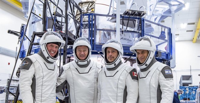 Despega con éxito la nave espacial privada de la empresa Space X de Elon Musk