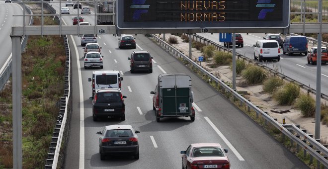 La segunda jornada de la operación salida recupera la normalidad en la primera Semana Santa sin restricciones