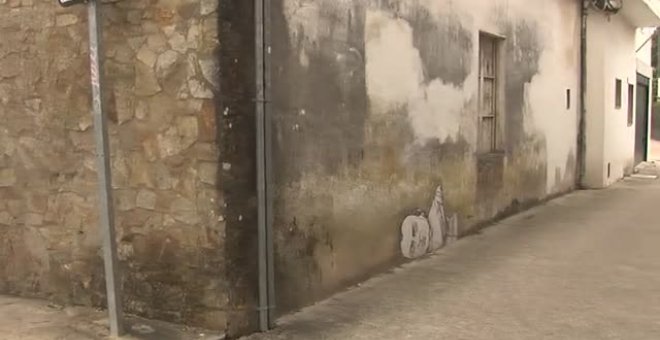 Aparece un grafiti del rey emérito en Santiago de Compostela