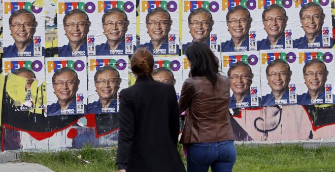 Colombia celebra las elecciones más polarizadas con el izquierdista Gustavo Petro como favorito