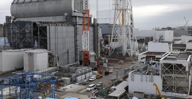 Japón reactiva un reactor nuclear similar a los de Fukushima