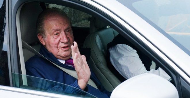 Ocho años de Juan Carlos I sin corona: de la abdicación a navegar con impunidad por Sanxenxo