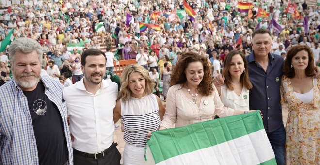 Las izquierdas se quedan sin fotos de familia: Yolanda Díaz, Podemos e IU ya no posan juntos