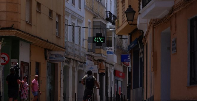 España logra controlar la escalada del precio de la luz frente a Europa pese a la ola de calor