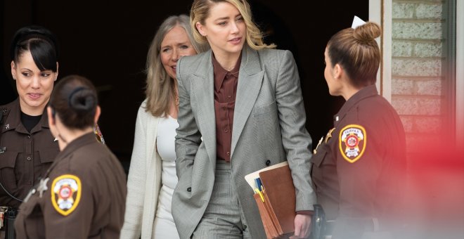 Amber Heard pide anular el juicio contra Johnny Depp por un error con el jurado