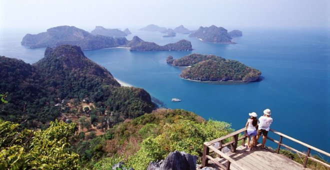 Una turista española de 21 años fallece ahogada en una playa de Tailandia