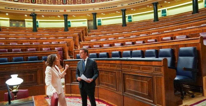 El PP de Feijóo llega al debate sobre el estado de la nación con un líder mudo y el mismo discurso que en 2005