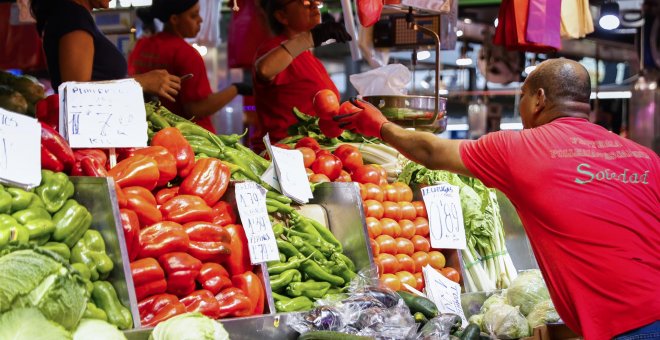 El aceite es un 56% más caro desde enero de 2021 en España y los cereales un 17%