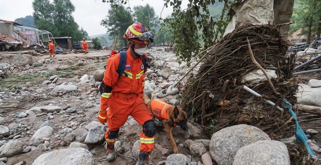 Una inundación repentina en el oeste de China deja 23 muertos y ocho desaparecidos