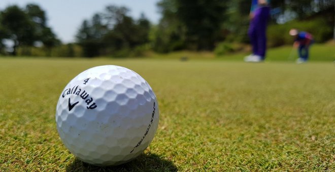 Los 109 campos de golf de Andalucía consumen el agua equivalente a más de un millón de personas en plena sequía