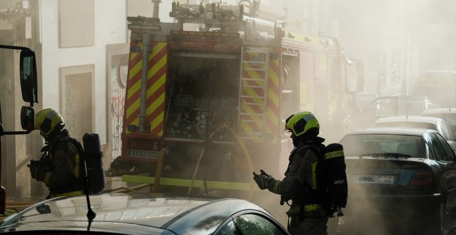 Hallan el cadáver de una mujer tras extinguir un incendio en Córdoba