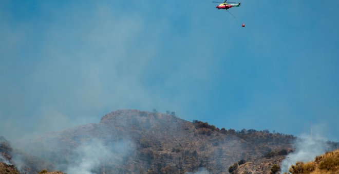 Elevan a 3.000 hectáreas las afectadas por el incendio forestal de Granada
