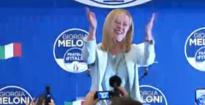 La ultraderechista Meloni, la primera mujer en llegar al poder en Italia