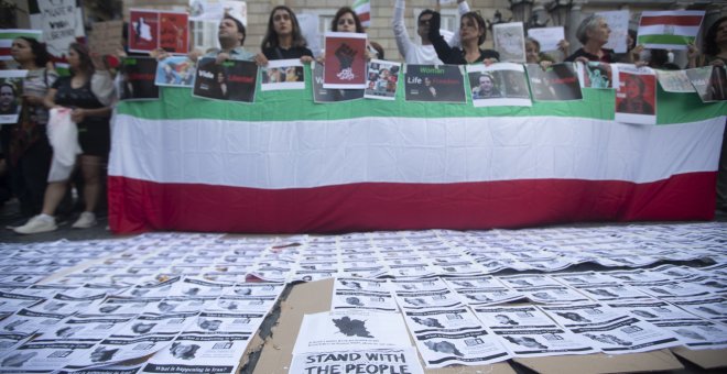 Irán silencia las protestas con la represión de las manifestaciones y la detención de activistas y periodistas