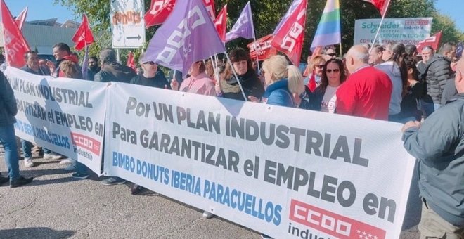 El drama de las familias tras la decisión de Bimbo de cerrar su planta de Paracuellos: "Es un golpe duro"